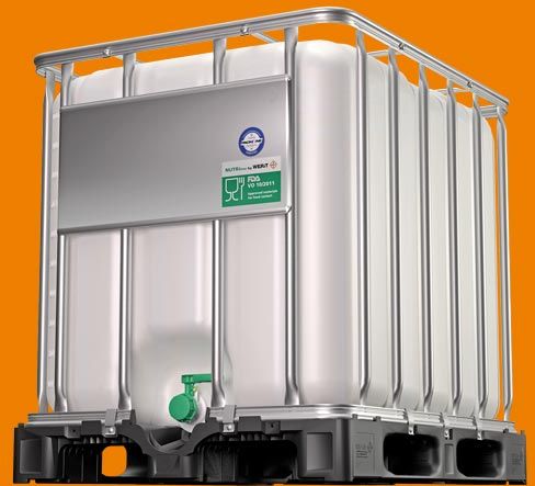 IBC Container auf Kunststoffpalette